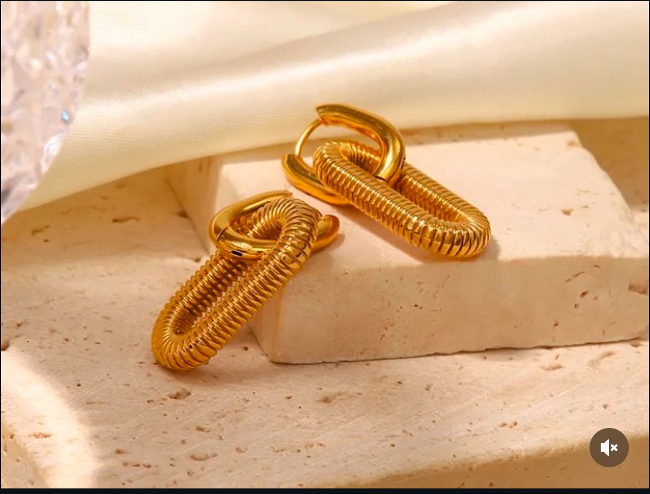 Aura Switch Earrings | 2in 1